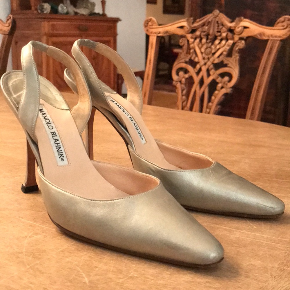 “Manolo Blahnik” Heels